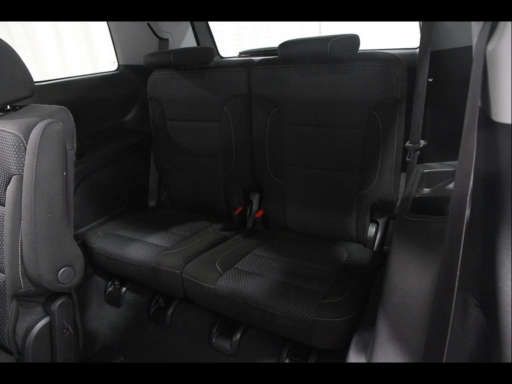 2023 GMC Acadia SLE - Photo 21
