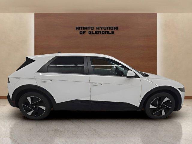 New 2026 White Hyundai SEL image 7