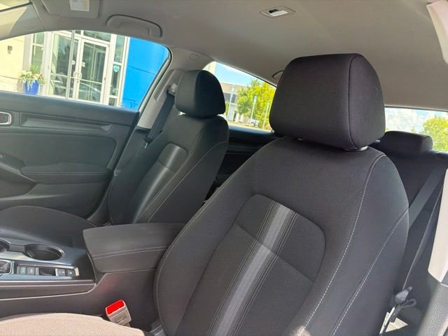 2023 Honda Civic Hatchback LX - Photo 13