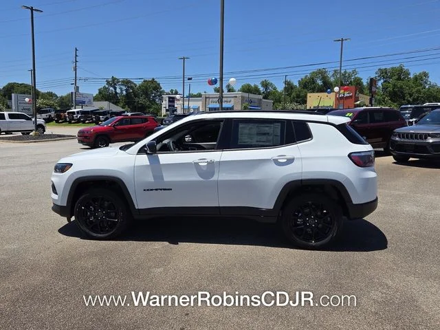 New 2026 Bright White Clear-Coat Exterior Paint Jeep Latitude image 4