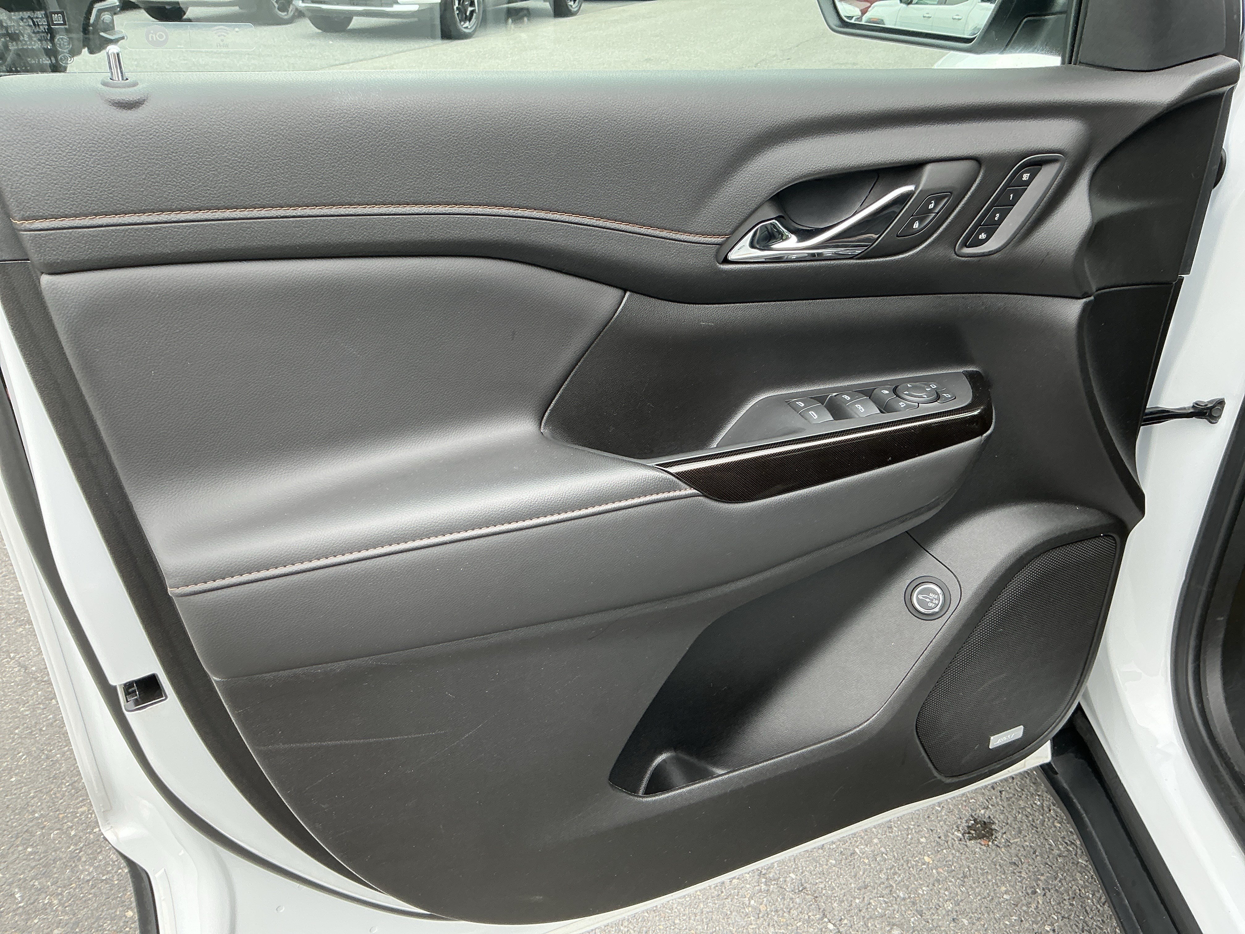 Used 2023 Summit White GMC AT4 image 13