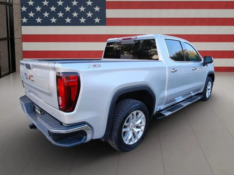Used 2021 Silver GMC SLT Pickup 4D 5 3/4 ft image 15