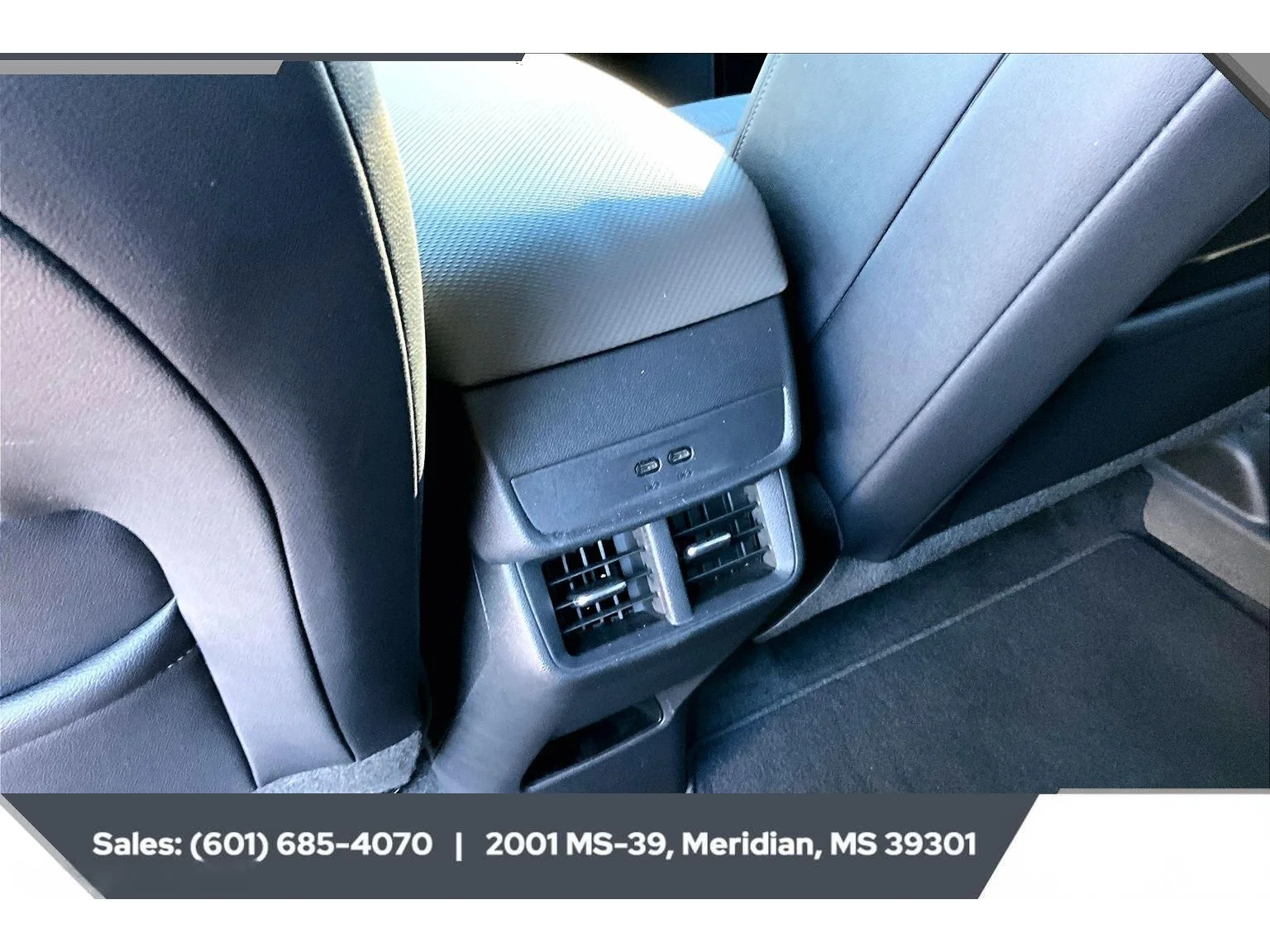 Used 2026 STERLING GRAY METALLIC Chevrolet FWD LT image 24