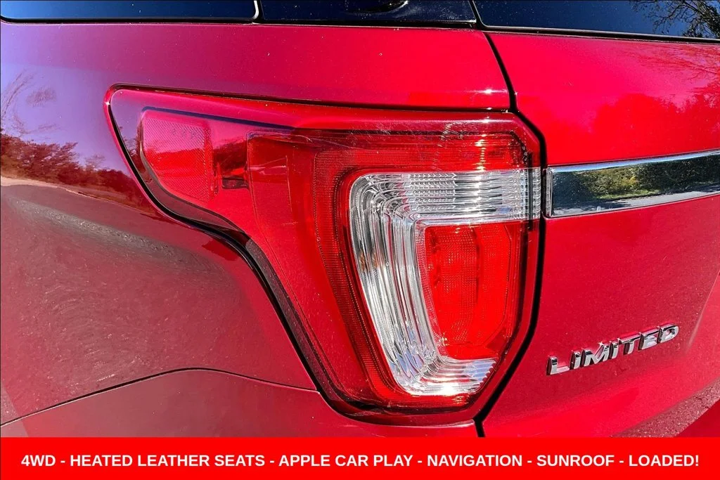 Used 2017 Red Ford Limited image 29