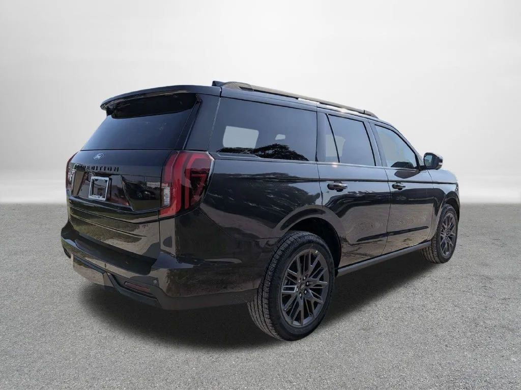 New 2027 Dark Matter Gray Metallic Ford Platinum image 3