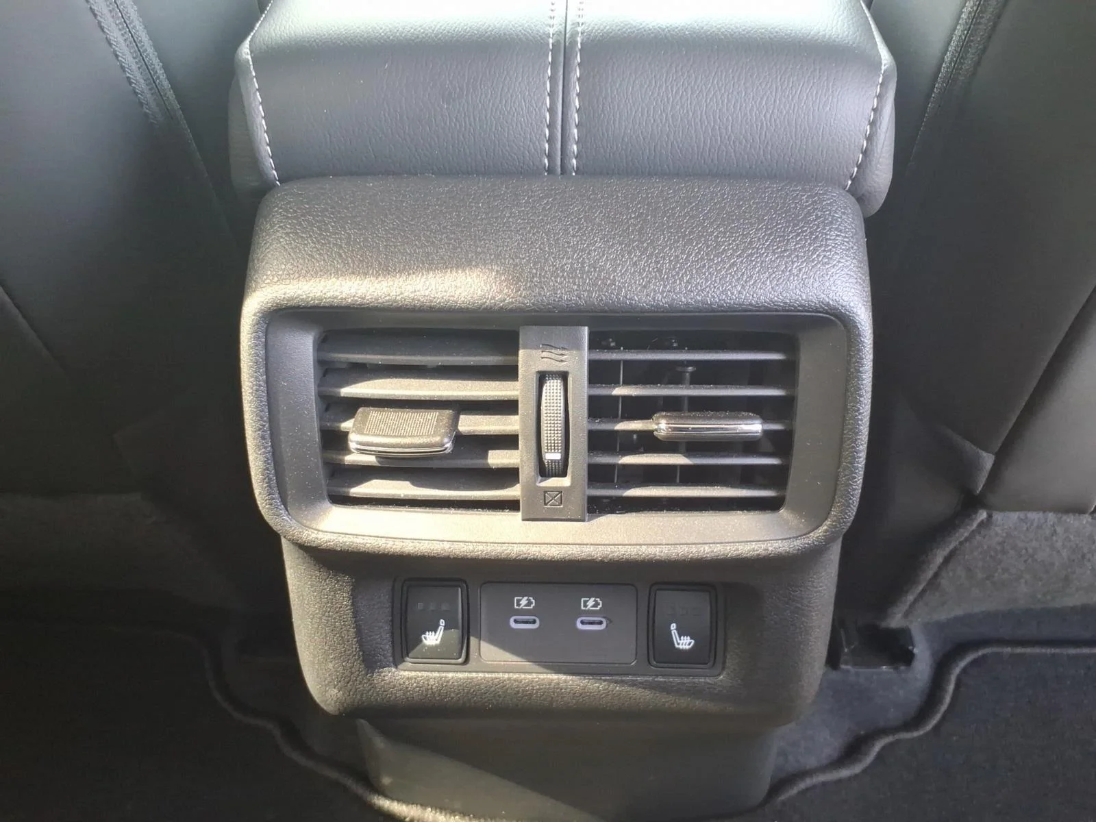 Used 2025 Everest White Pearl Tricoat Nissan Platinum image 20