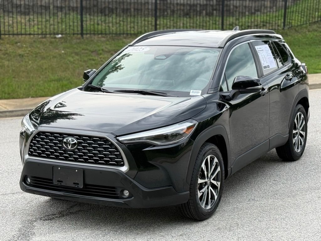 Used 2025 Black Toyota XLE image 7