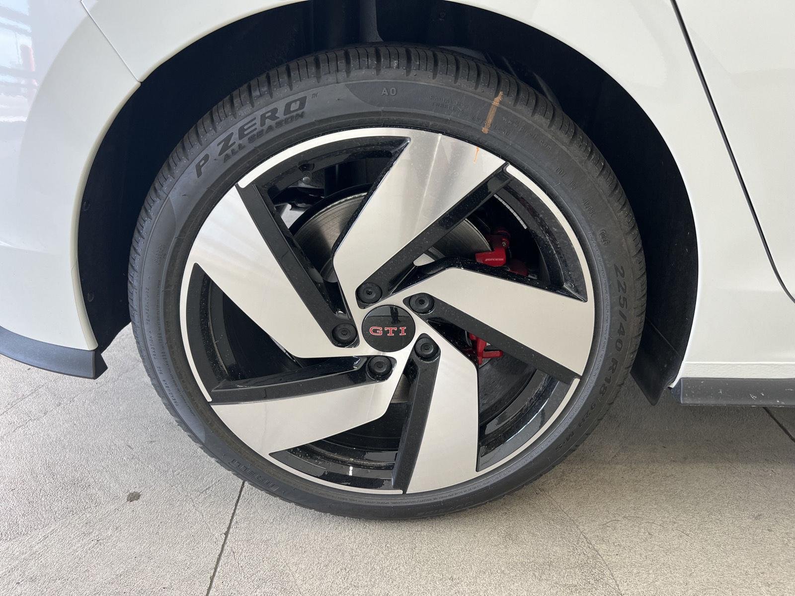 New 2026 opal white pearl Volkswagen S image 9