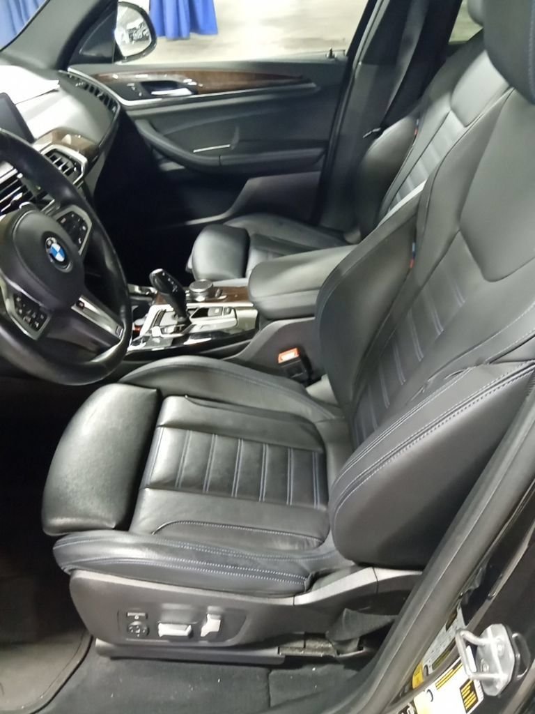 Used 2019 Dark Graphite BMW M40i image 9