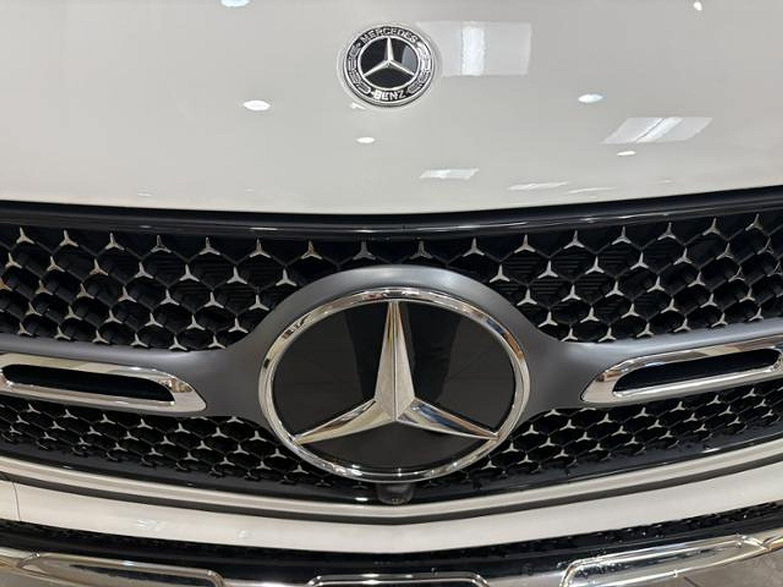 New 2026 Polar White Mercedes-Benz  image 6