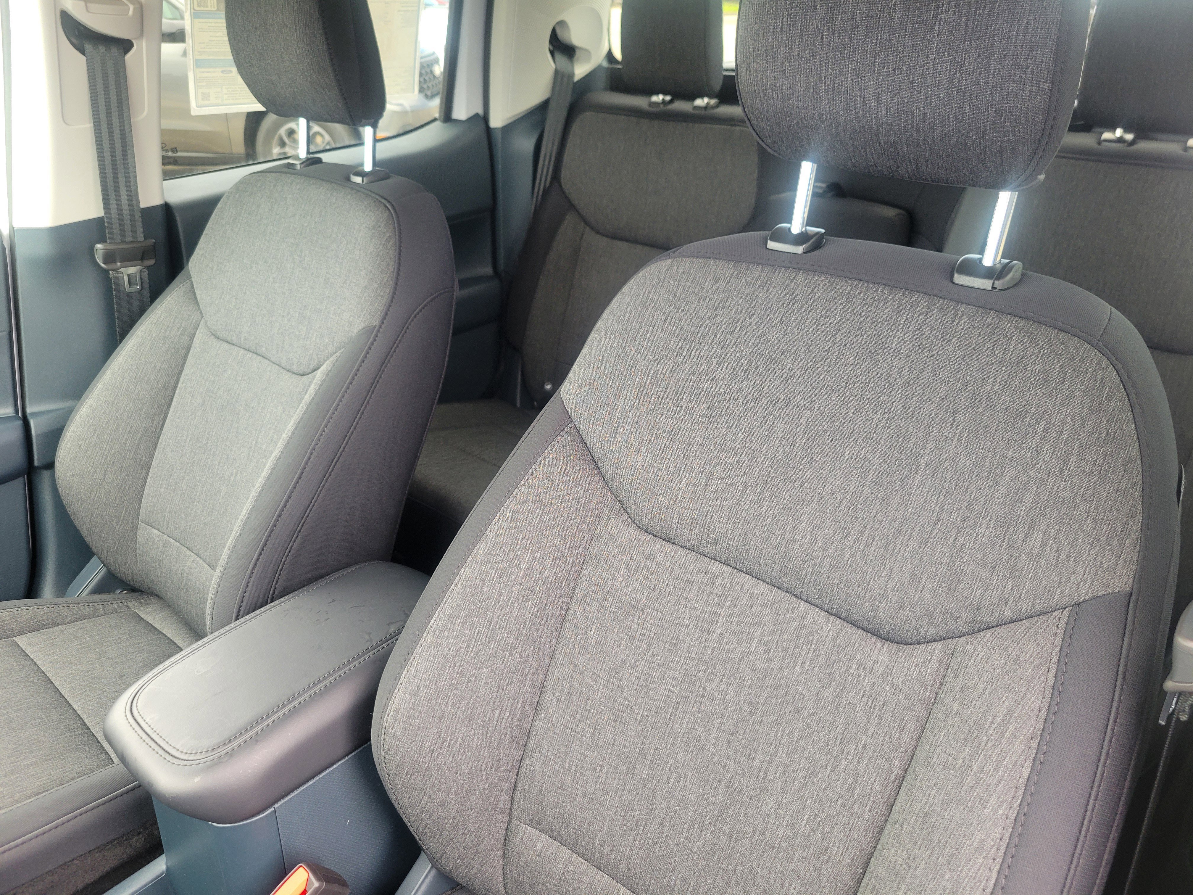 2025 Ford Maverick XLT - Photo 14