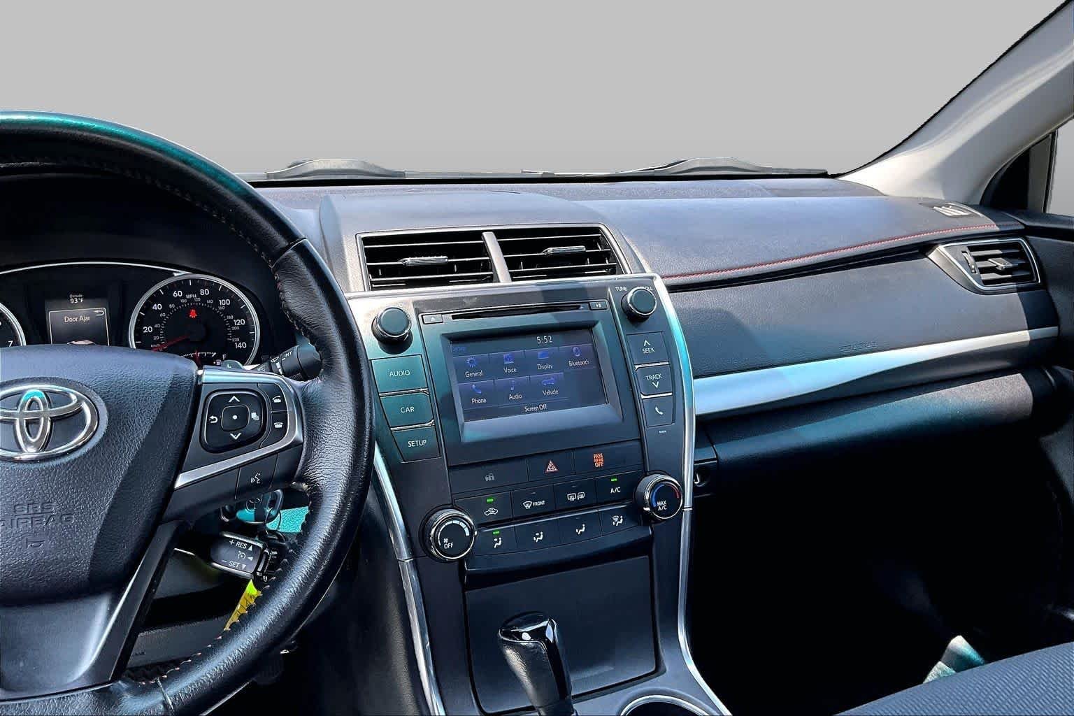 Used 2016 Creme Brulee Mica Toyota SE image 7