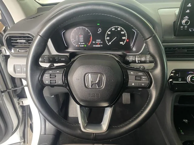2025 Honda Pilot EX-L - Photo 31