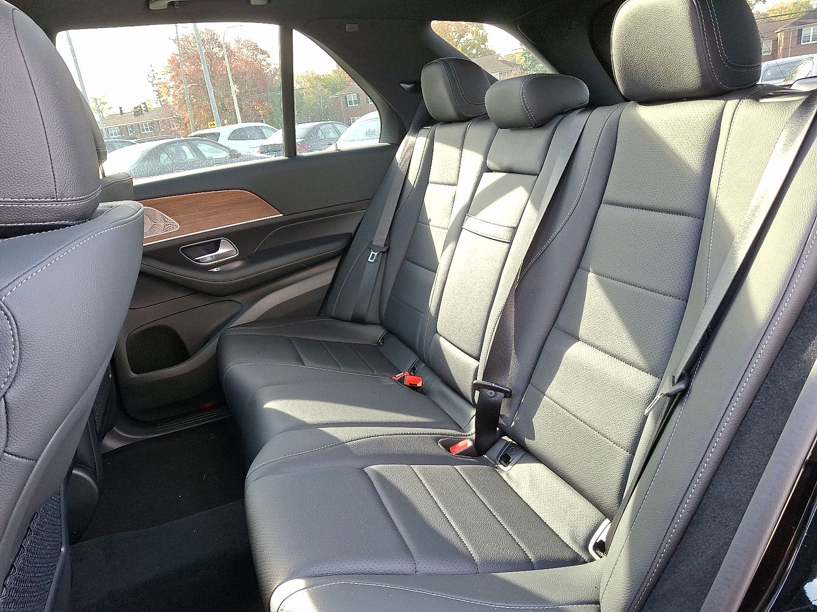 New 2026 Obsidian Black Metallic Mercedes-Benz GLE 350 image 8