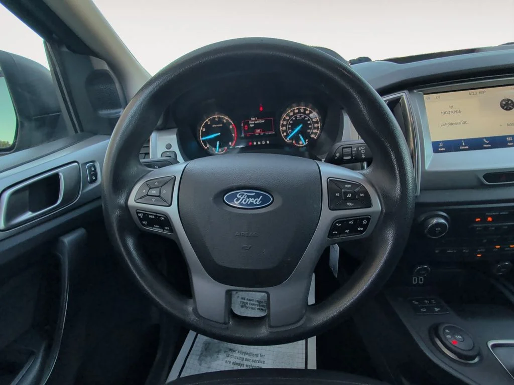 Used 2020 Silver Ford XLT image 11