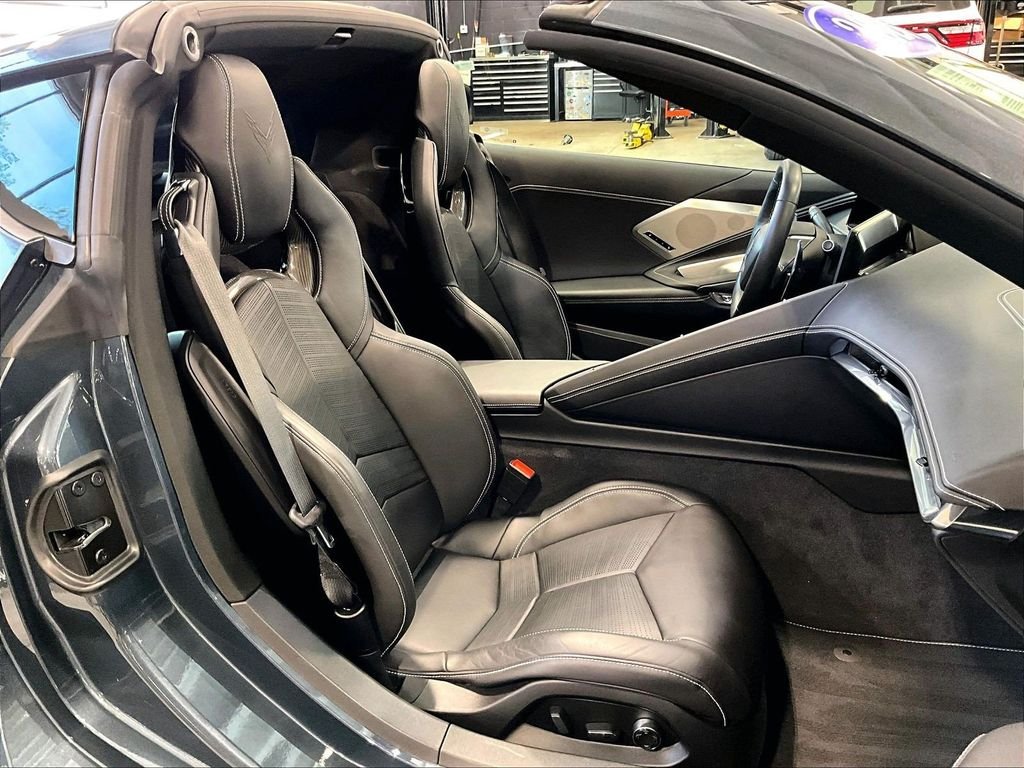 Used 2020 Gray Chevrolet Stingray image 11
