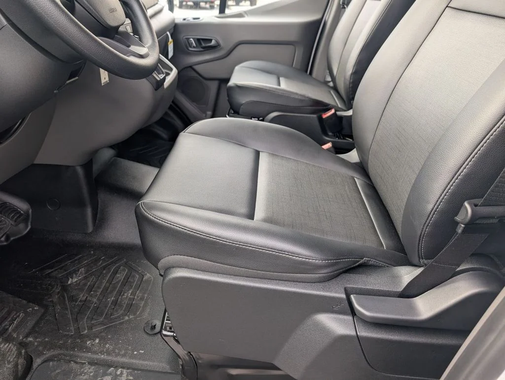 New 2025 Oxford White Ford Cargo Van image 22