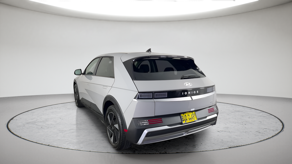 New 2026 Gray Hyundai SE image 6