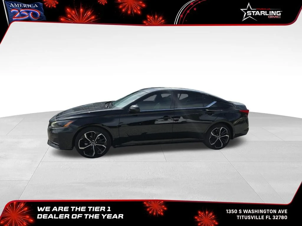Used 2024 Black Nissan 2.5 SR image 1