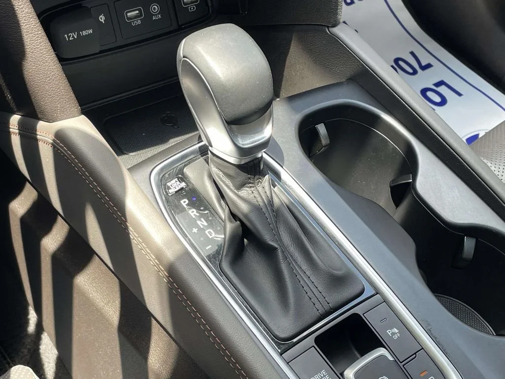 Used 2020 Blue Hyundai Limited image 31