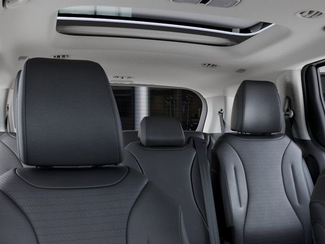 New 2026 Snow White Pearl Kia SX Prestige image 27