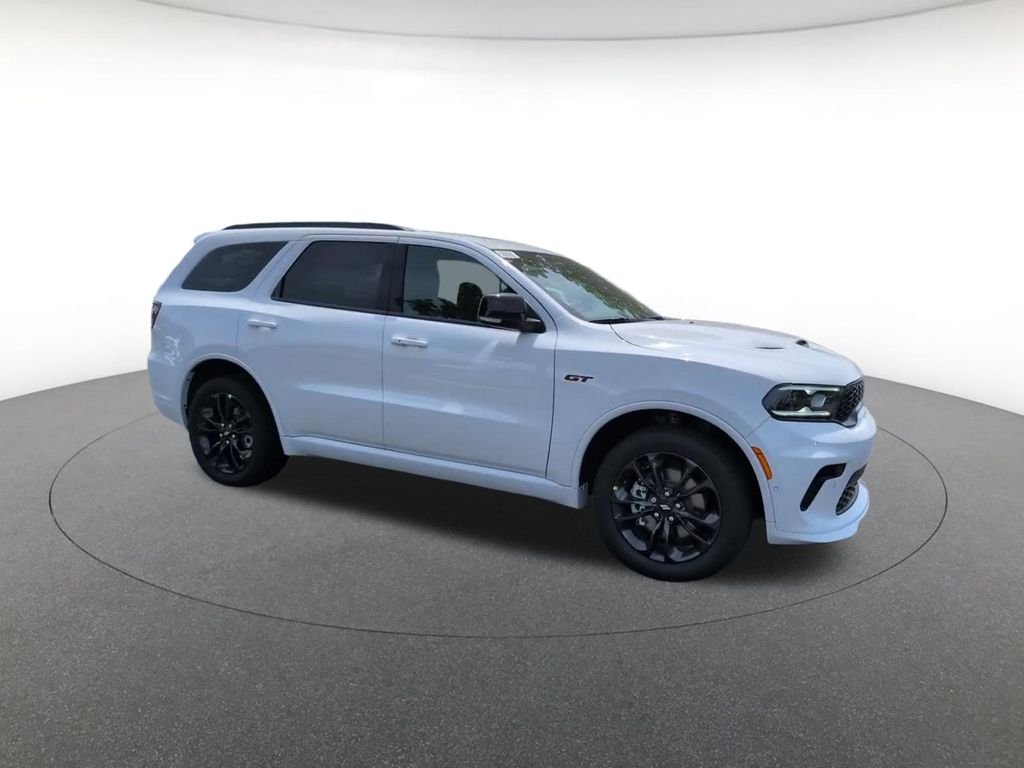 New 2026 White Knuckle Clear-Coat Exterior Paint Dodge GT Plus image 3