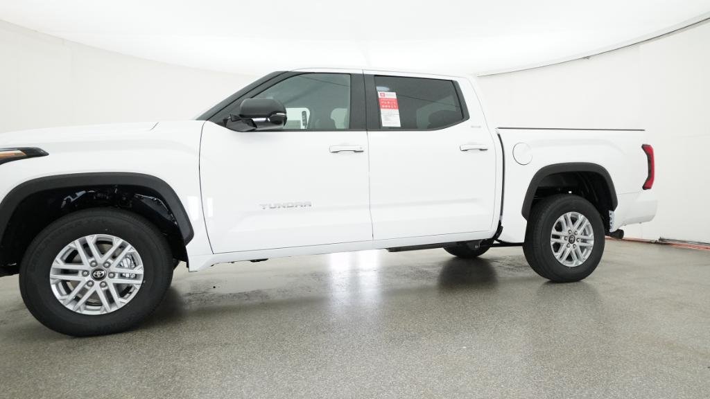 New 2026 Ice Cap Toyota SR5 image 7