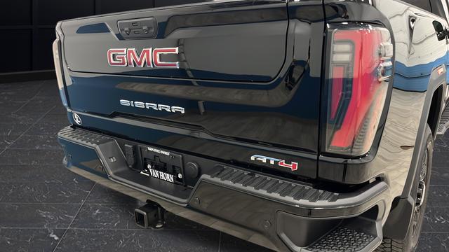 Used 2024 Onyx Black GMC AT4 image 42