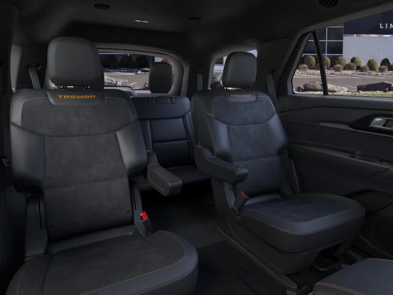 New 2026 Carbonized Gray Metallic Ford Tremor® image 11