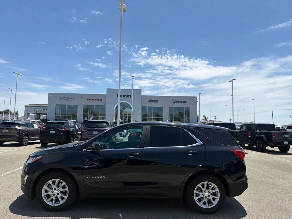 Used 2021 Blue Chevrolet LT image 5