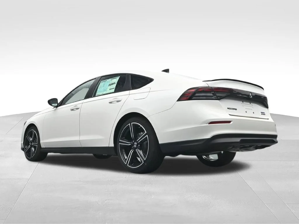 New 2026 Platinum White Pearl Honda Sport image 40
