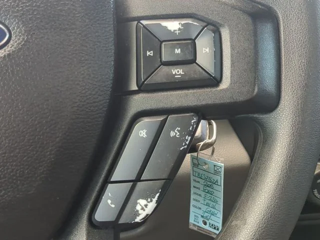 Used 2016 Green Ford XL image 23