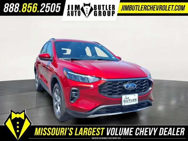 Used 2025  Ford ST-Line Select image 26