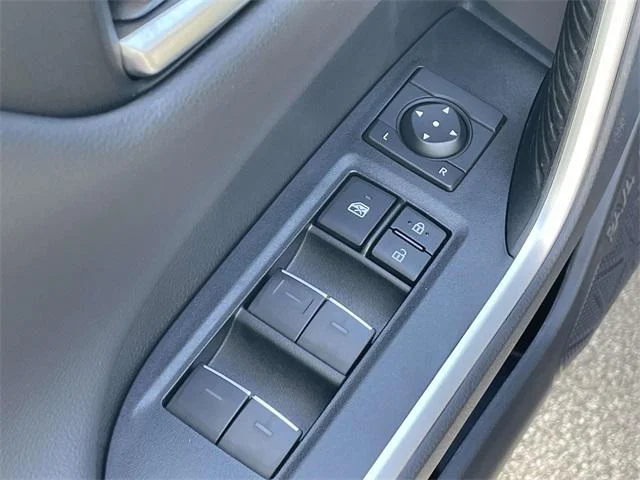 2025 Toyota RAV4 Limited - Photo 17