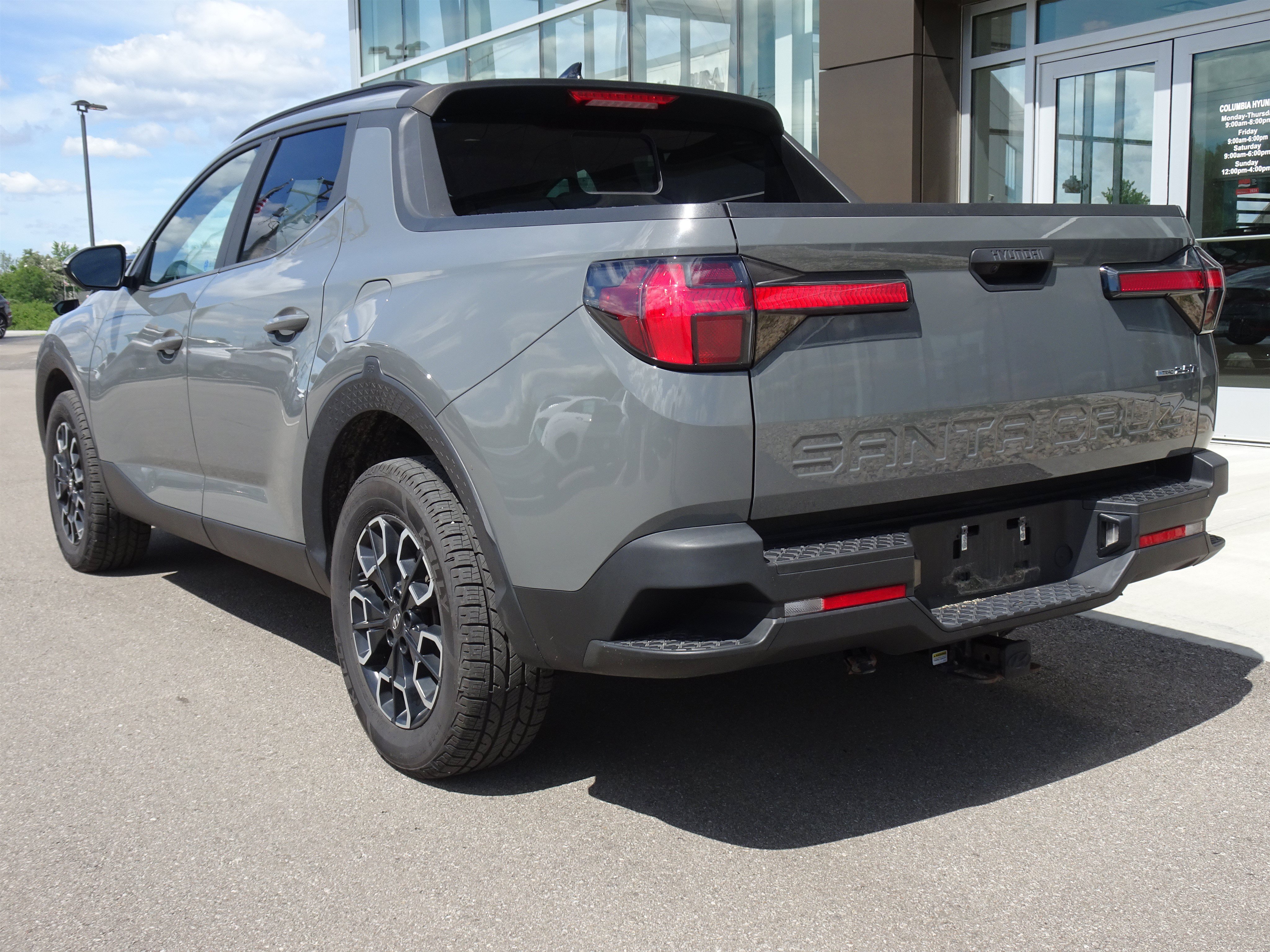 Used 2022 Hampton Gray Hyundai SEL Premium image 3