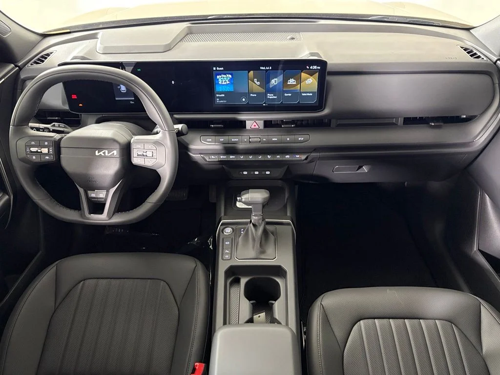 New 2027 Terrain Brown / Black Roof Kia X-Line S image 34