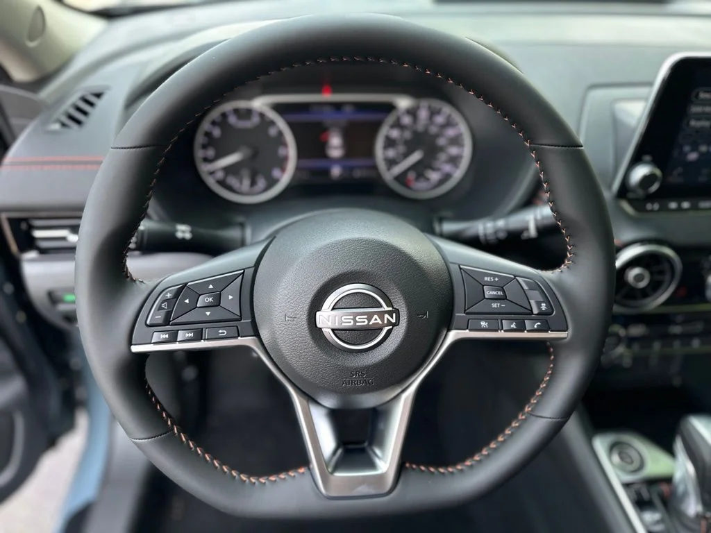 2025 Nissan Sentra SR - Photo 25