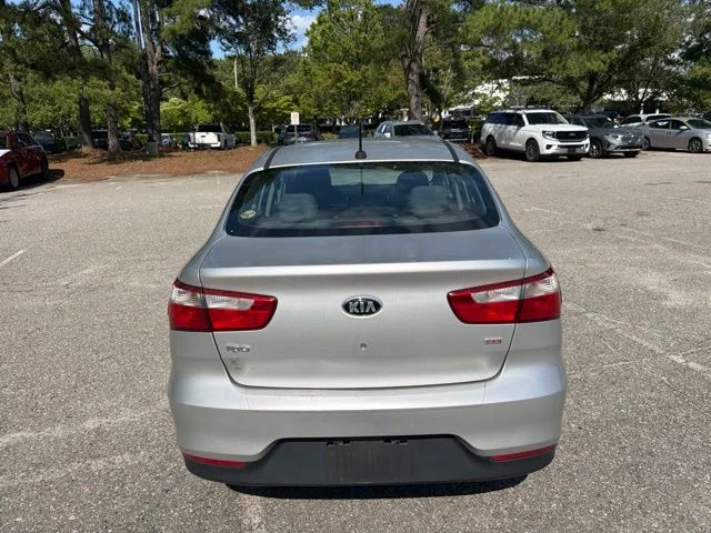 Used 2017 Silver Kia LX image 4