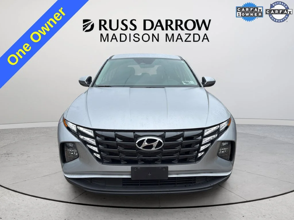 Used 2024 Silver Hyundai SE image 8