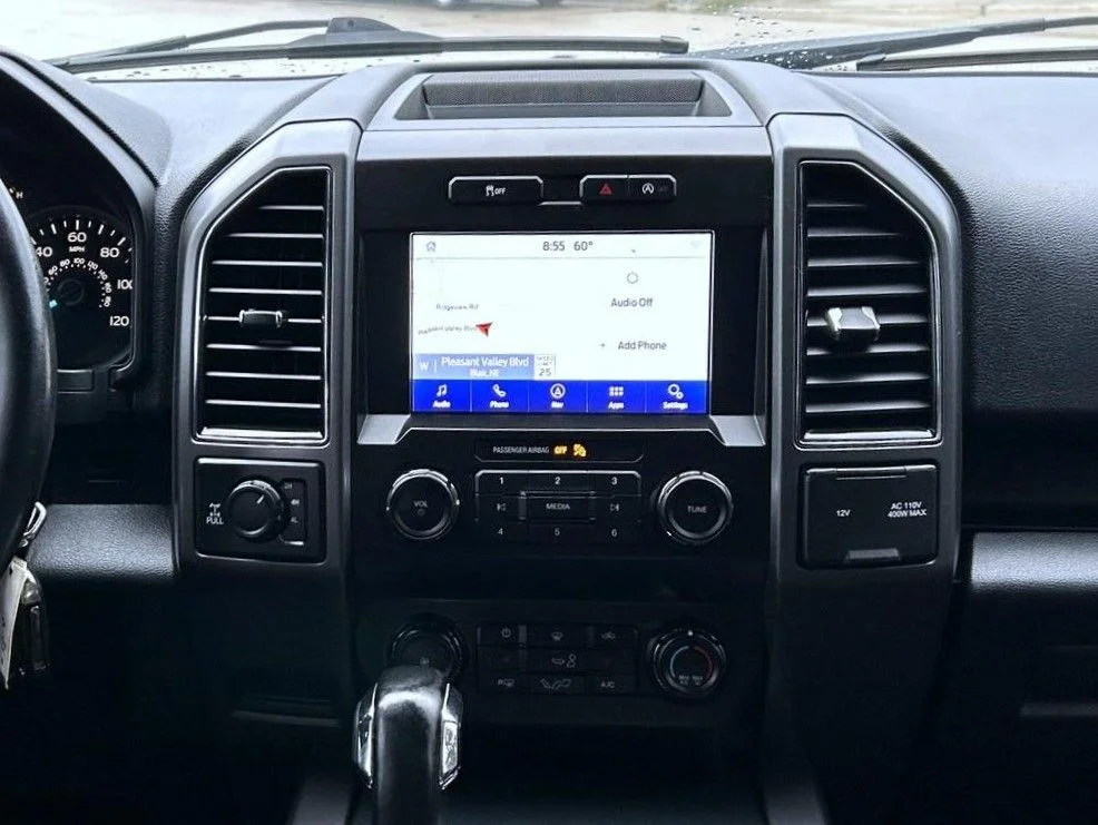 Used 2020 Black Ford XLT image 12