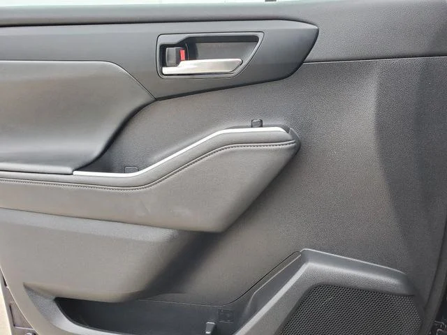 Certified Used 2025  Toyota XSE image 49