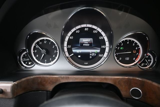 Used 2013  Mercedes-Benz E 350 image 28