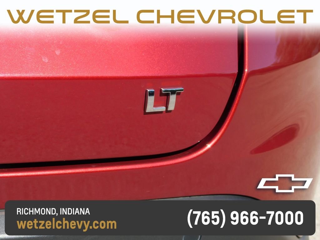 Used 2025 Red Chevrolet LT image 37