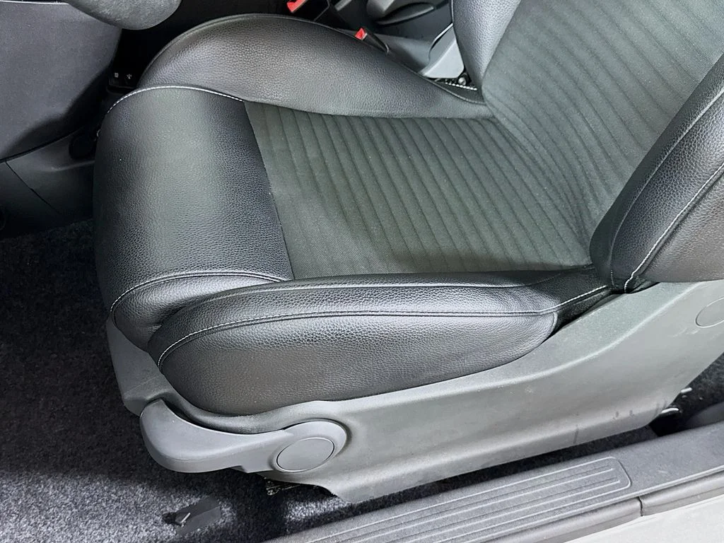 Used 2019 Silver FIAT Pop image 23