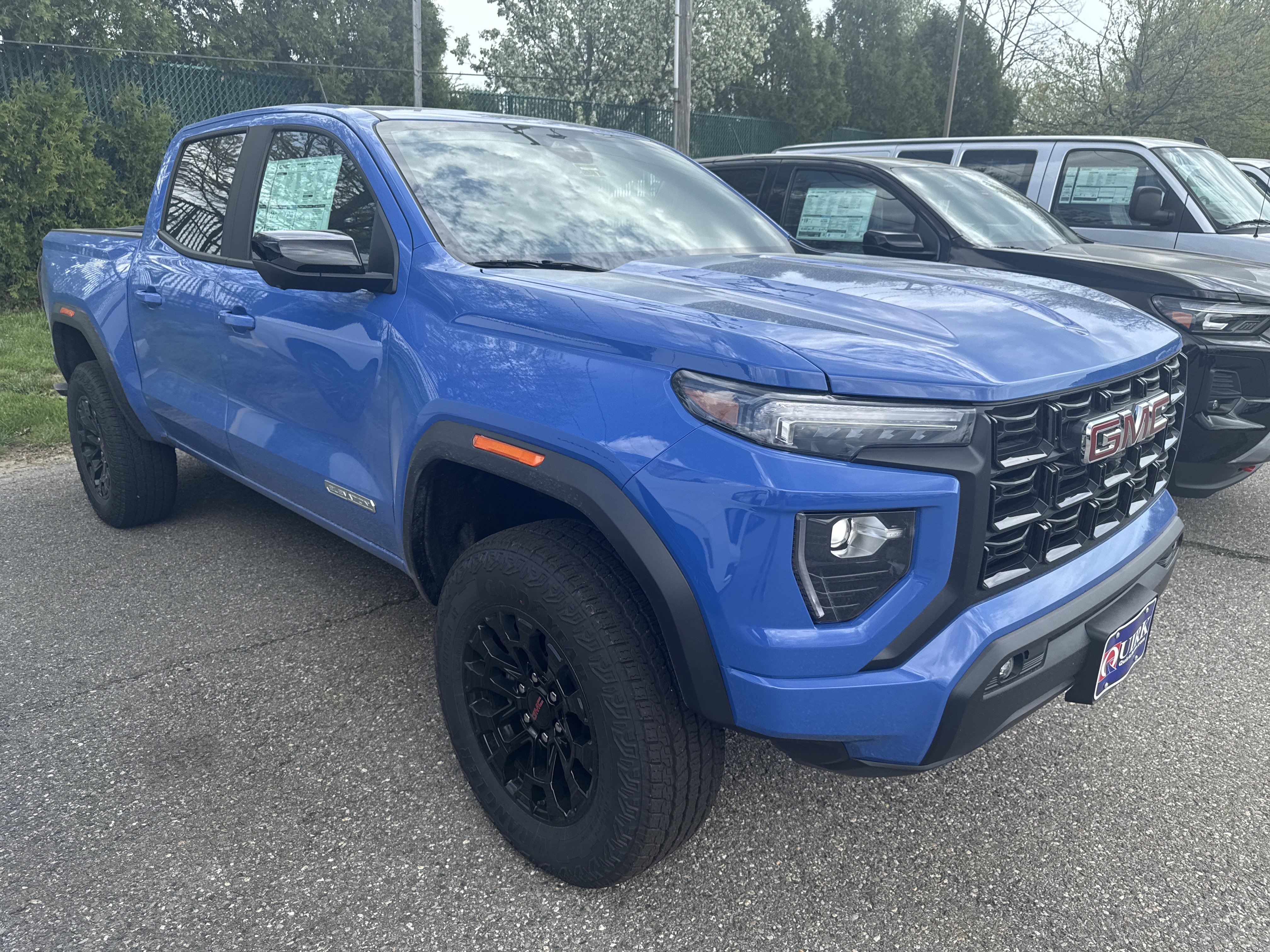 New 2026 Rapids Metallic GMC Elevation image 2