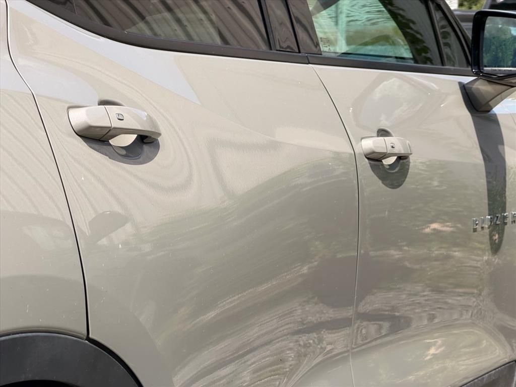 Used 2021 Gray Chevrolet LT image 16