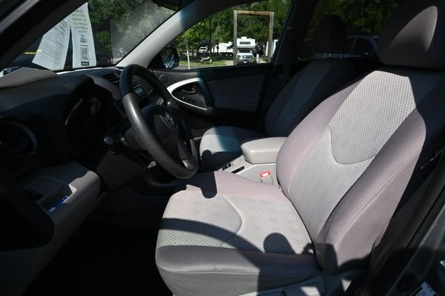 Used 2008 Green Toyota Base image 8