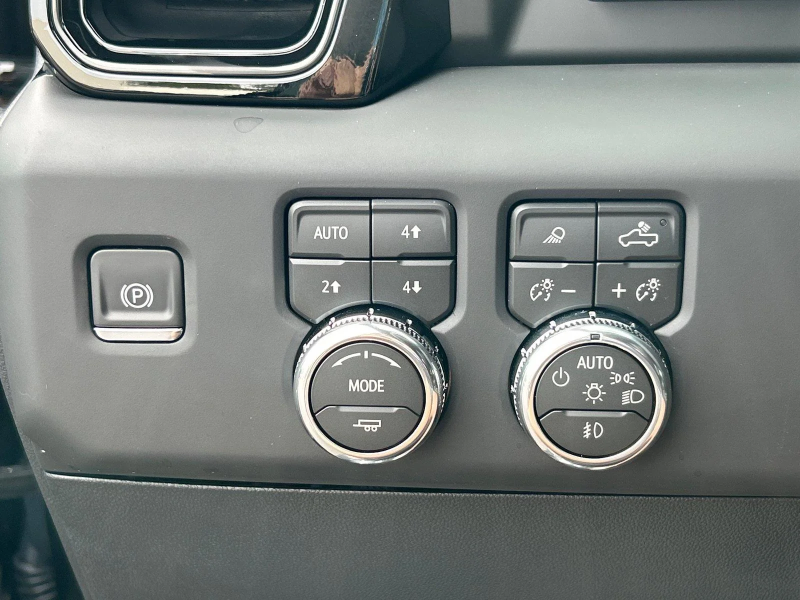New 2026 Onyx Black GMC AT4 image 30