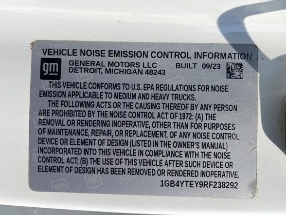 Used 2024 White Chevrolet LT image 55