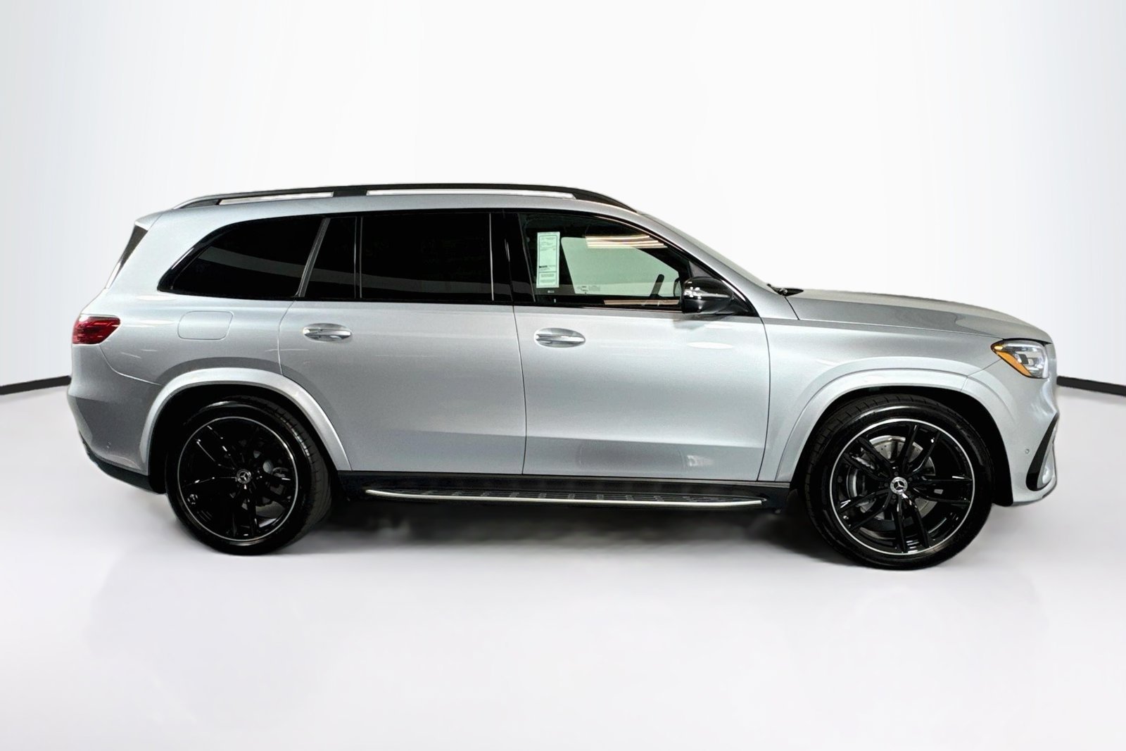 New 2026 Cirrus Silver Metallic Mercedes-Benz GLS 580 image 4